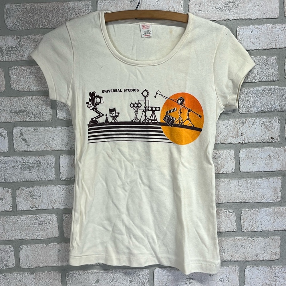 Vintage Universal Studios graphic t shirt, small